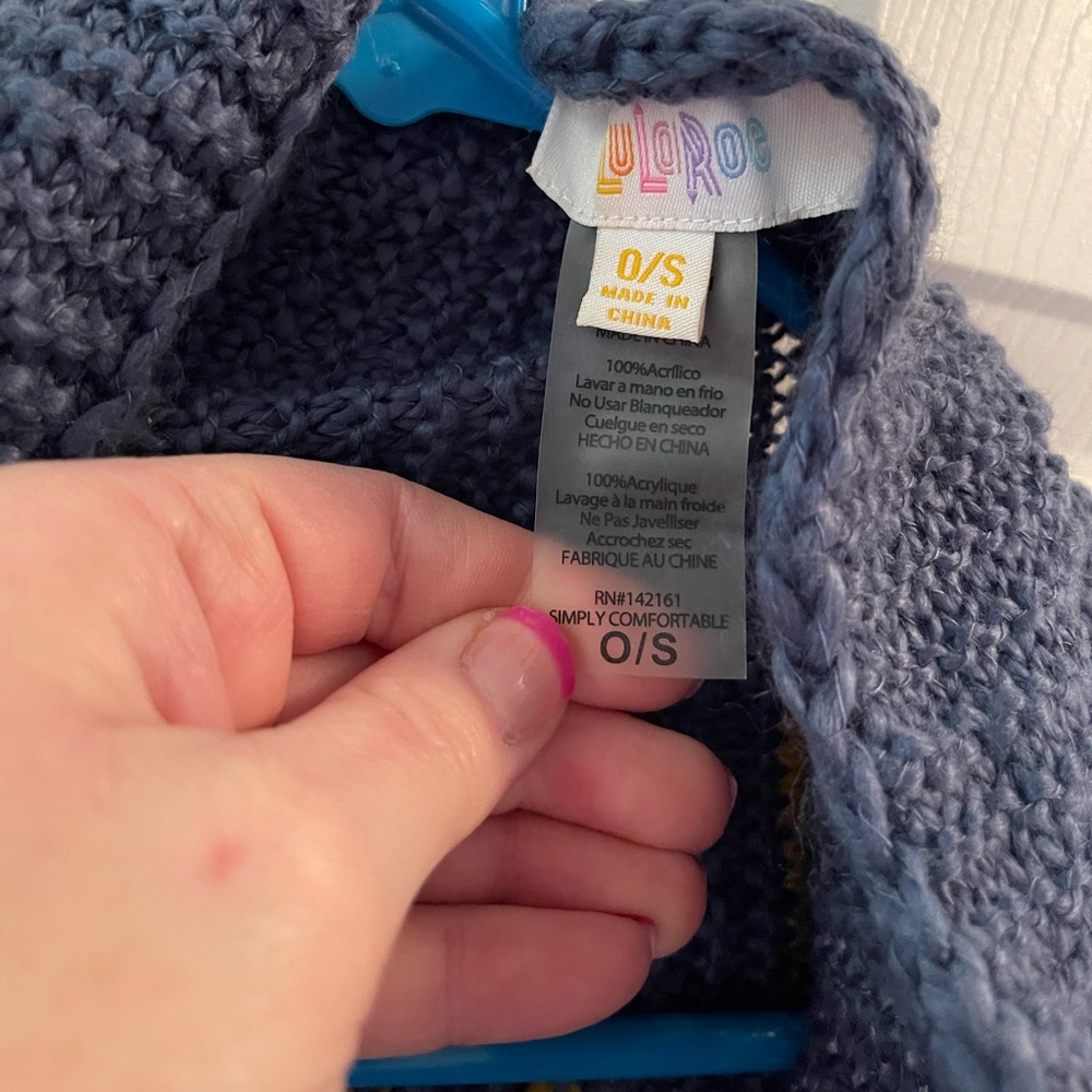 LulaRoe Shaw - Picture 4 of 4